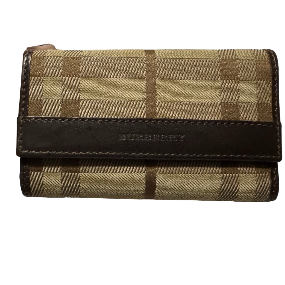 Burberry vintage key holder unisex